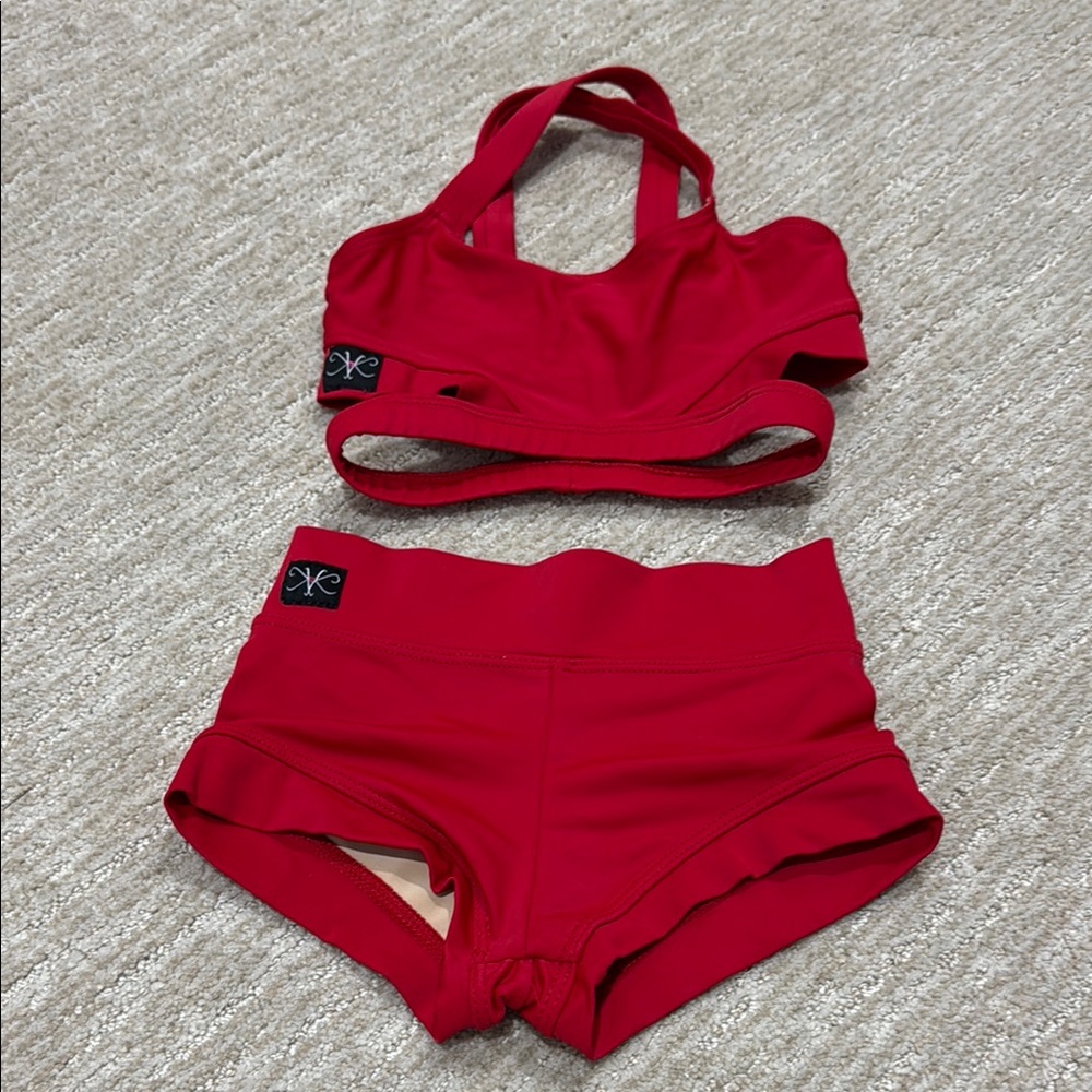 Kandi Kouture red set CM